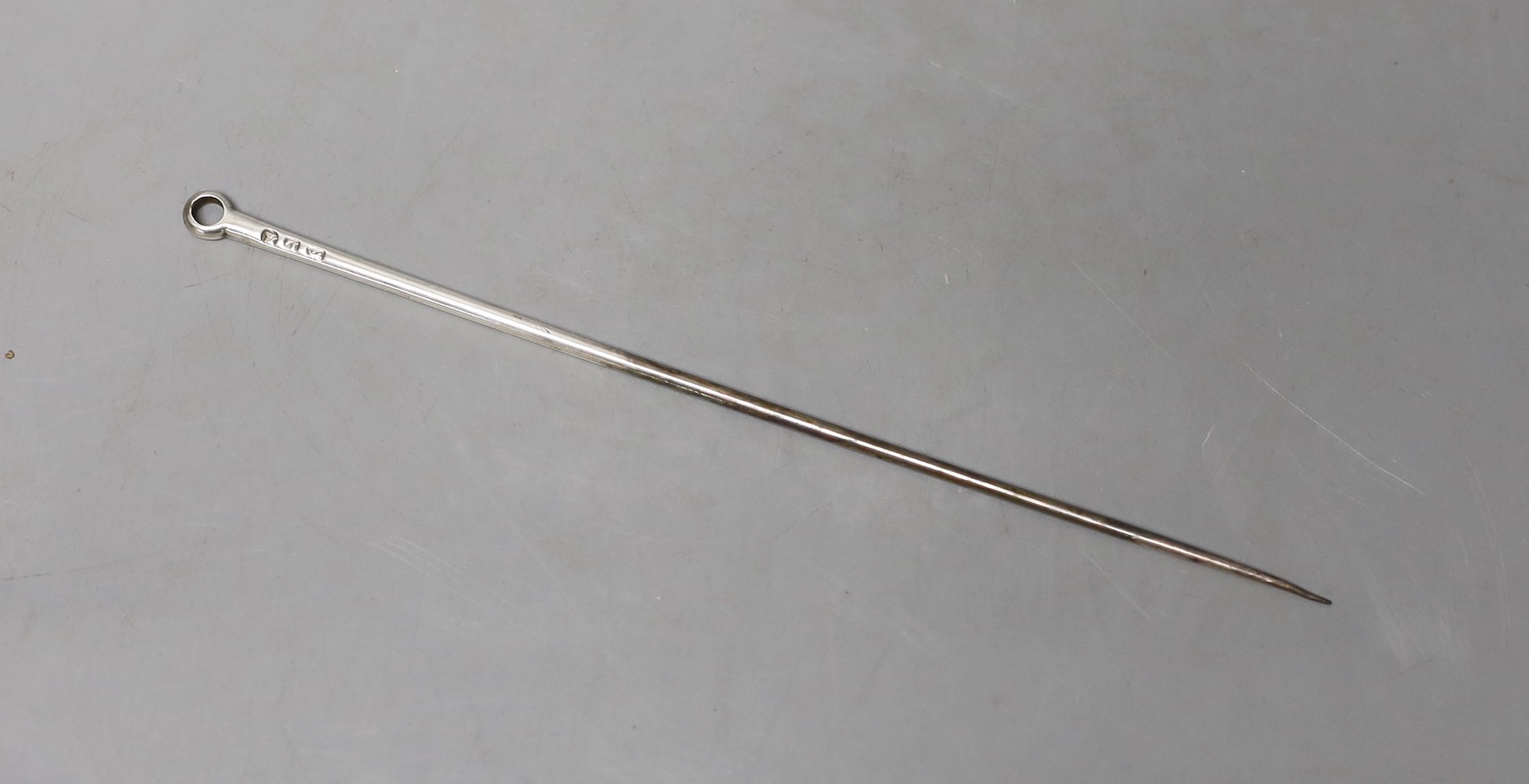 A George III silver game skewer, London, 1806, 18.9cm.